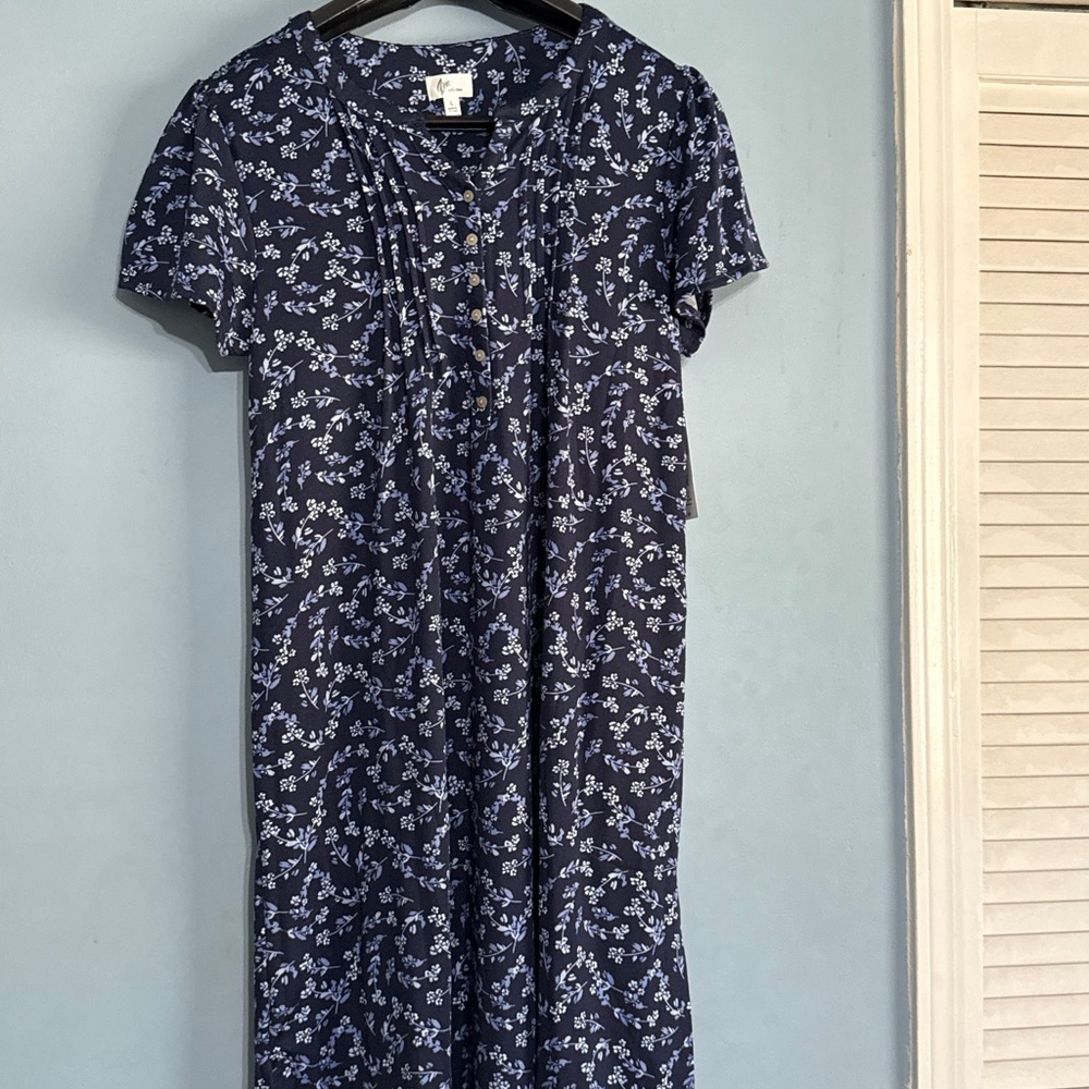 Aria Blue Nightgown or Day Robe for Women Short Sleeve Size Large NWOT